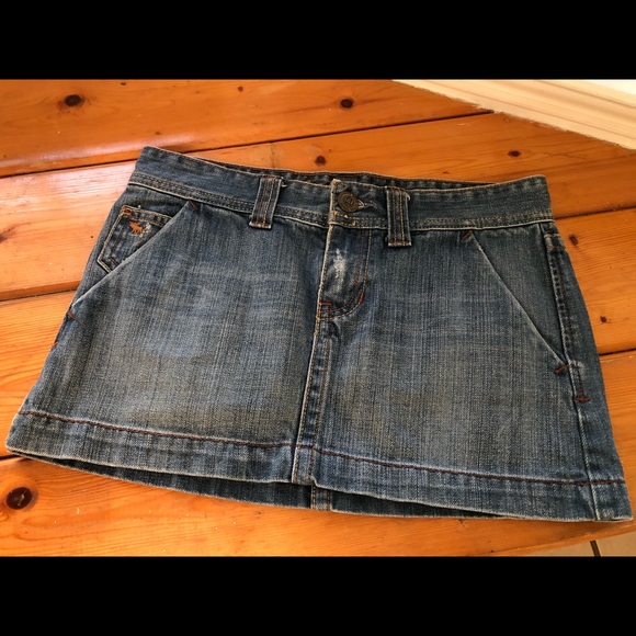 Abercrombie and Fitch skirt - Picture 1 of 4